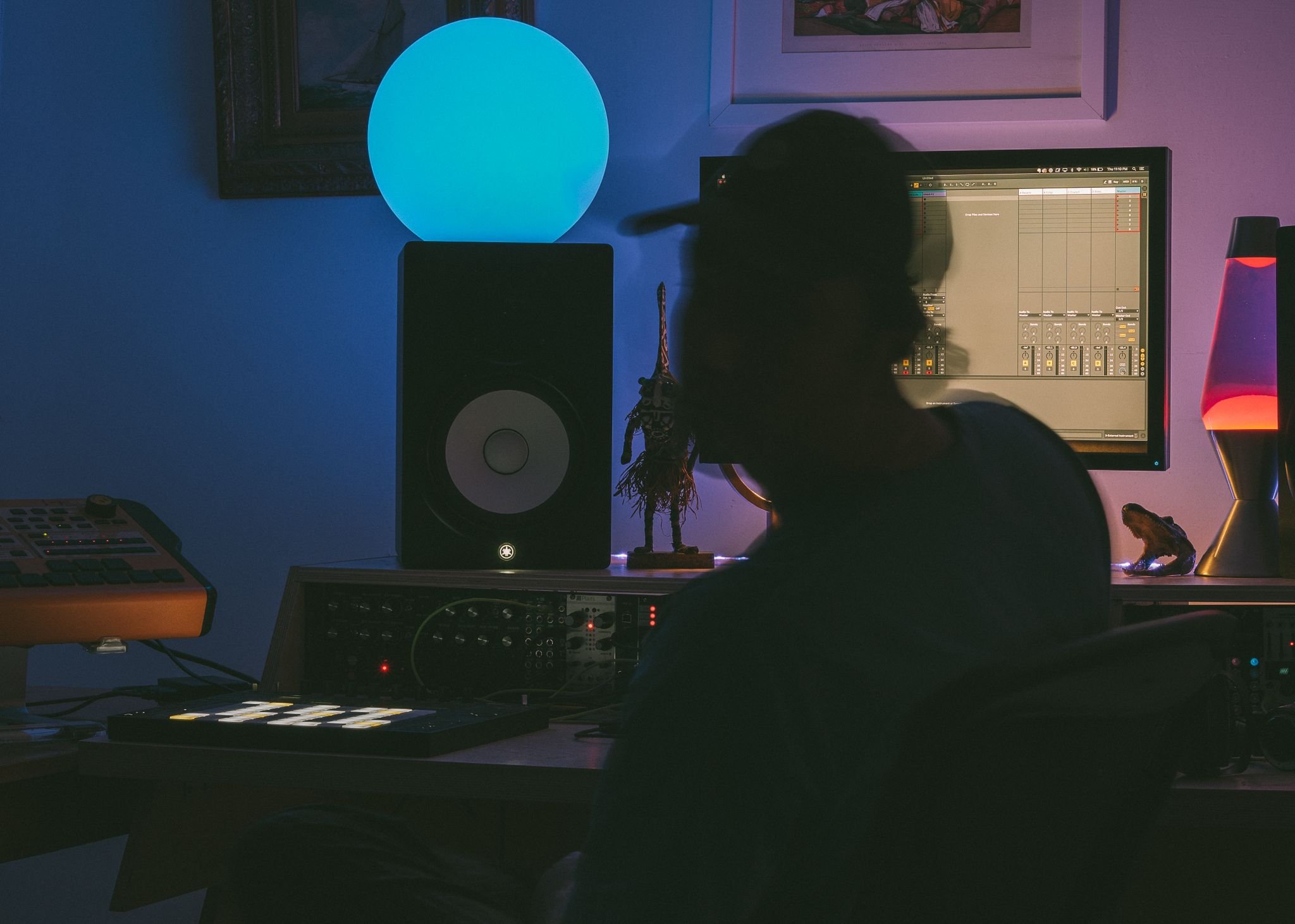 ARTIST OF THE MOMENT: Aspetuck